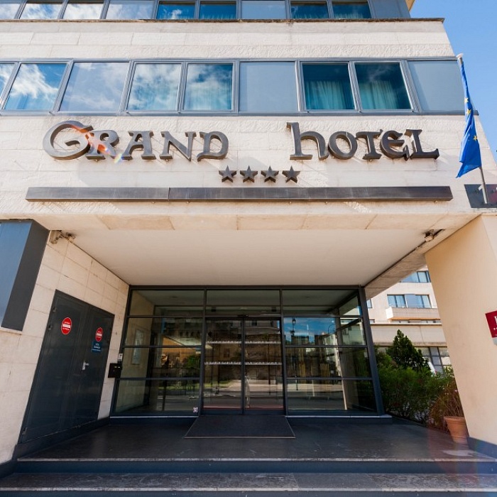offre 3 nuits- Grand Hotel Avignon